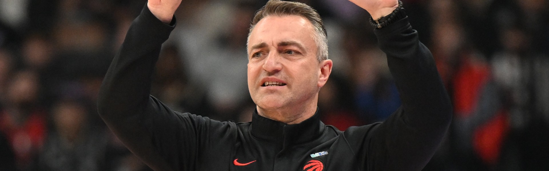 博鱼体育官网-猛龙主帅：骑士是争冠热门之一 我们打完这轮系列赛也会成长很多