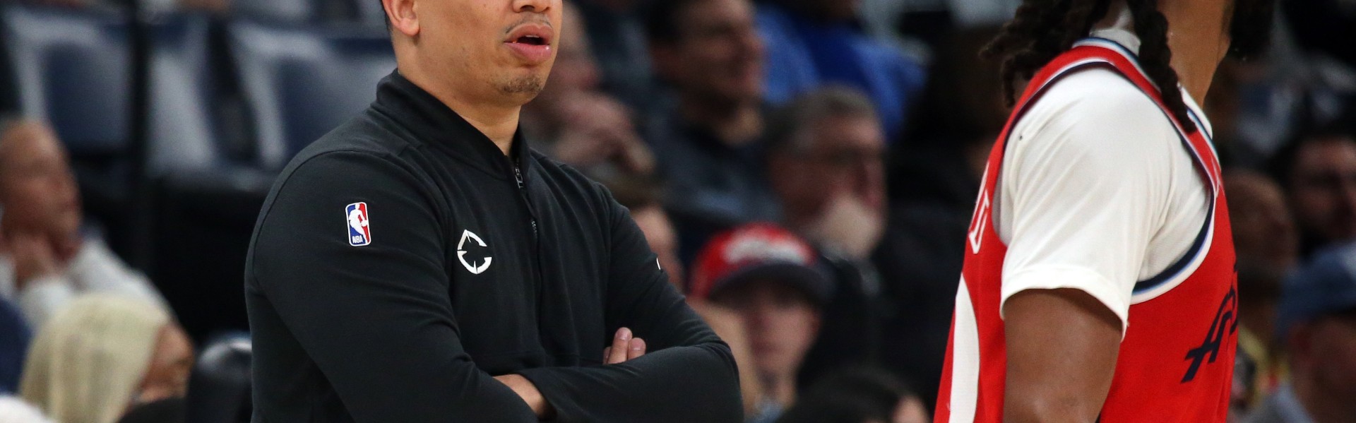 博鱼-上不去下不来！快船正式无缘前六 携手开拓者、勇士锁定附加赛